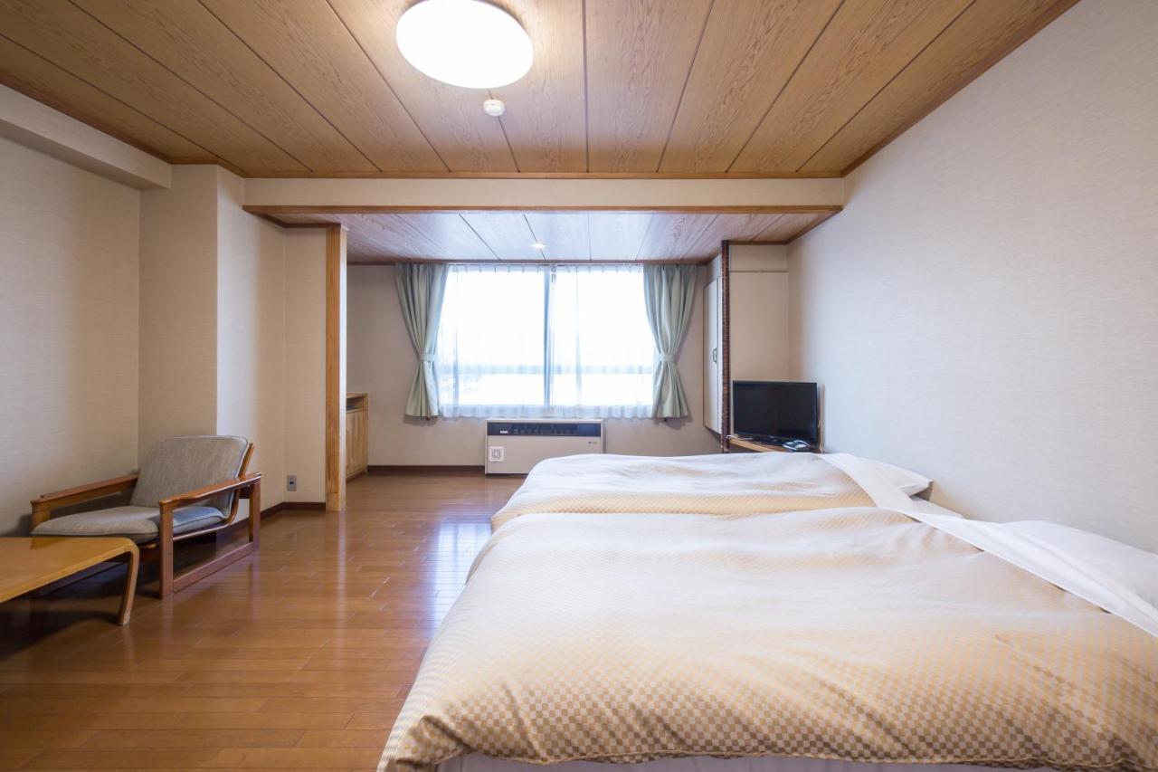 Hotel Goryukan Hakuba Exterior photo