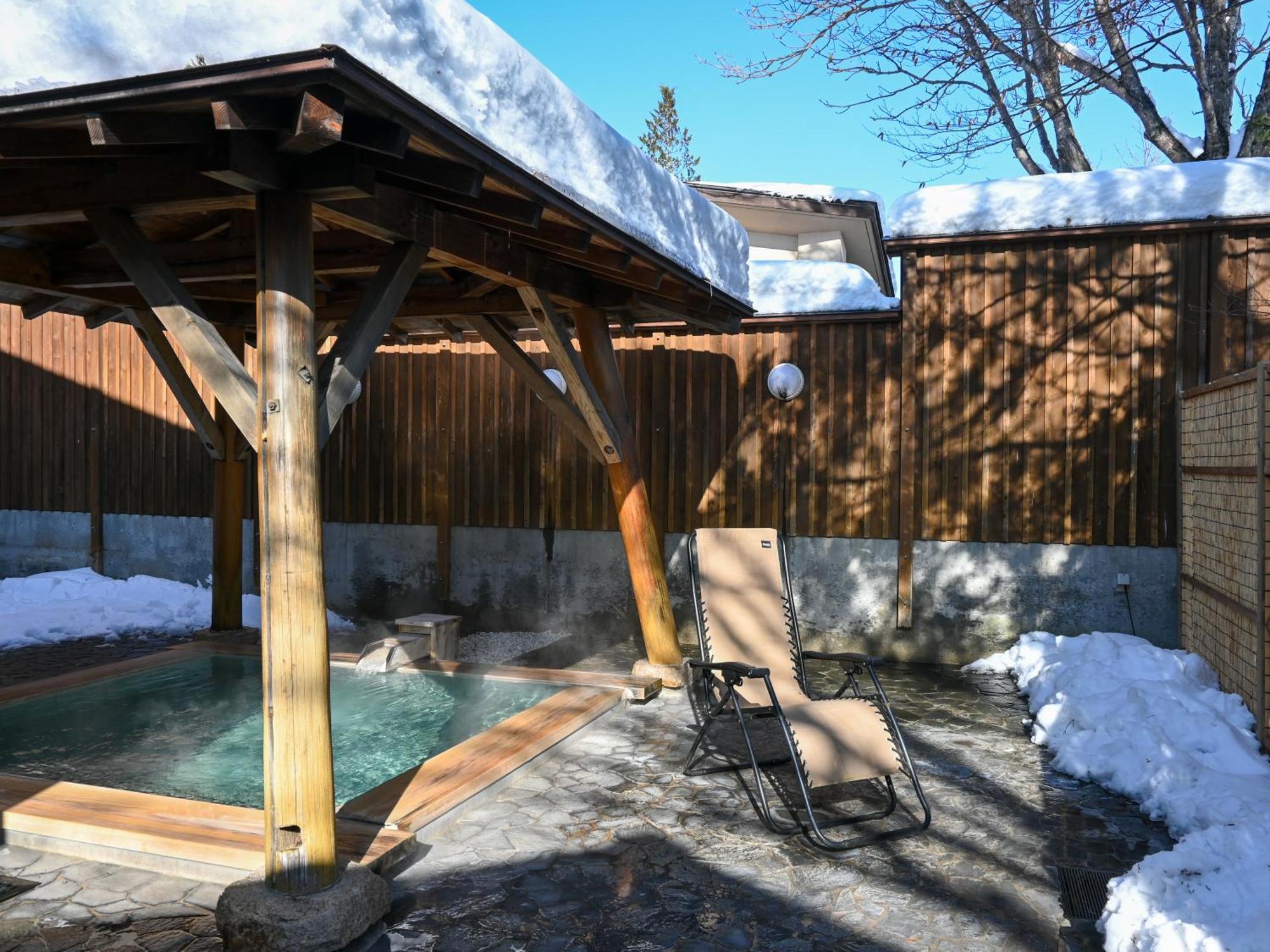 Hotel Goryukan Hakuba Exterior photo